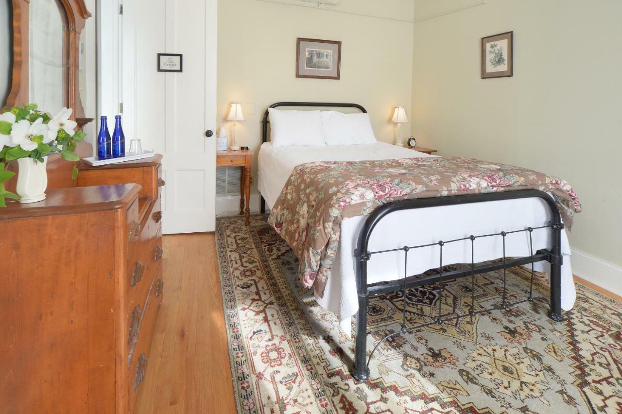 The Springwater Bed And Breakfast Saratoga Springs Luaran gambar